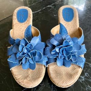 B.o.c. Leather flower wedge sandals